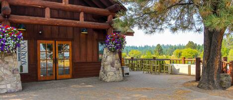 Restauration extérieure