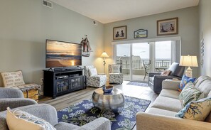 Smart TV - 534 Shorewood -Oceanfront! Kiddy Pool, Spa & Zero Entry Heated Pool (Hilton Head Island)