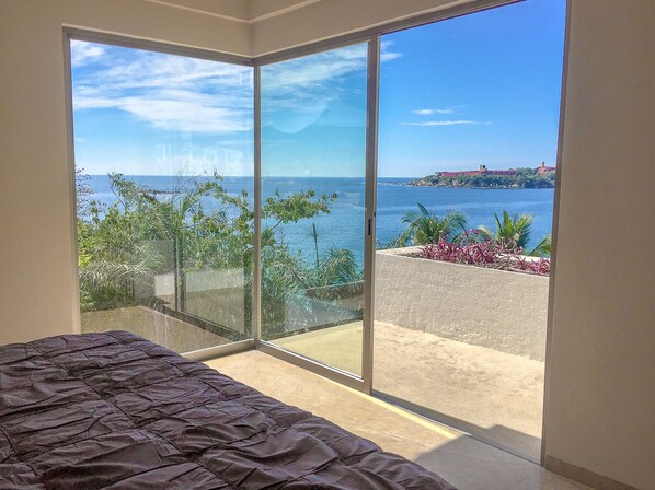 2 bedrooms, bed sheets - 2 Bedroom Beachfront Residence + Panoramic Views (Huatulco)
