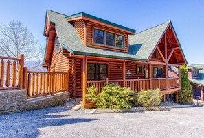 Exterior - Cabin w/Great Mountain Views-Theater-Arcade-Hot Tub (PIGEON FORGE)