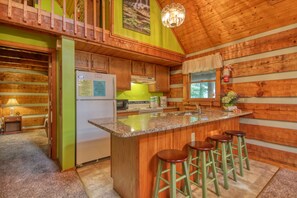 Fridge, microwave, oven, stovetop - Get Your Gatlinburg Groove On! - Fun-Filled Cabin for Up to Four Guests (Gatlinburg)