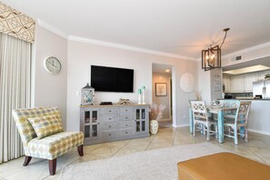 Smart TV, DVD player