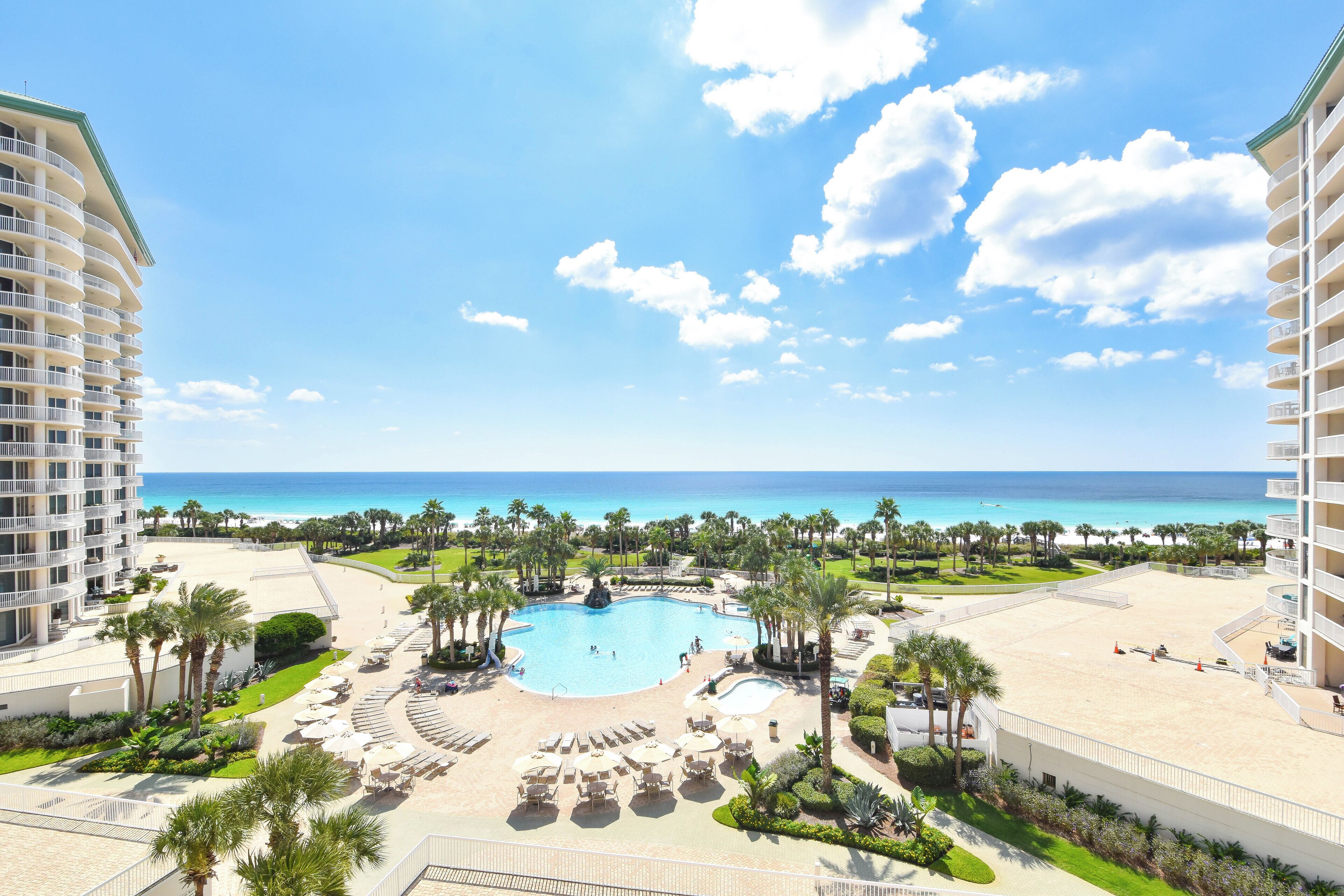 屋内プール、温水プール