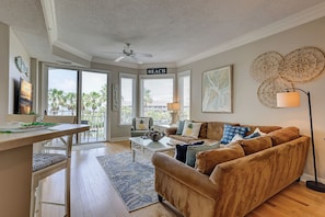 Smart TV, DVD player - 2308 SeaCrest majestic Ocean Views with coastal chic decor! (Hilton Head Island)