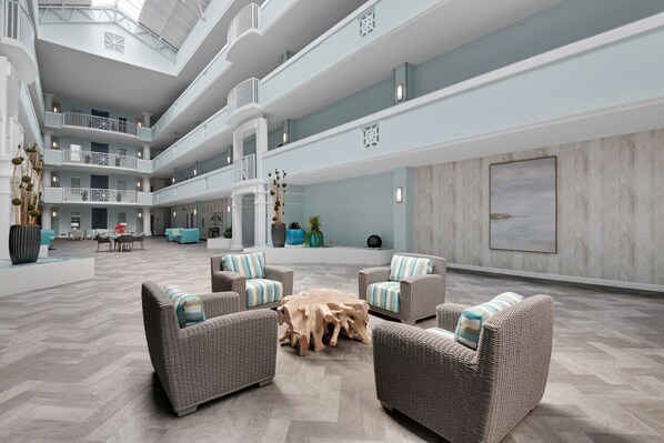 المنشأة من الداخل