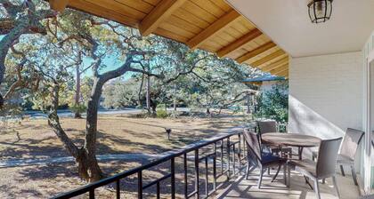 Atlantic Breeze #8 2 bedrooms, 2 bathrooms