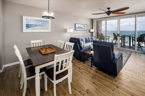 Dining - Island Princess 509 Gulf front condo (Fort Walton Beach)