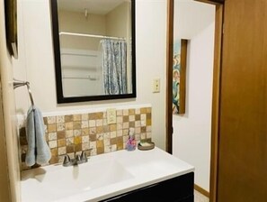 淋浴设施、毛巾