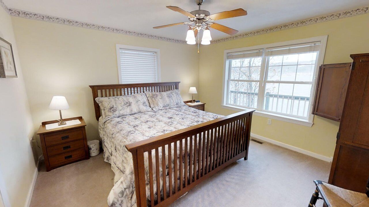 5 bedrooms, free WiFi, bed sheets