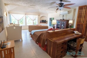 8 bedrooms, travel cot, free WiFi, bed sheets