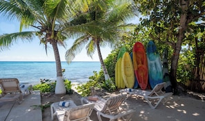 On the beach - Spacious Beachfront Living on Akumal Bay (South Akumal)