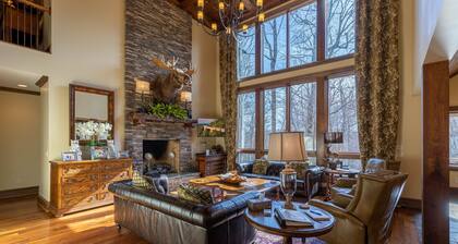 Fern Ridge Lodge - Hiking and Lake Fishing, Hot Tub, Game Room, and More