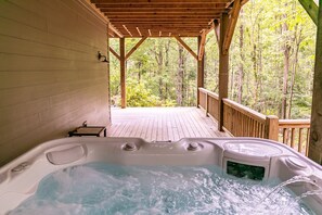 Bain à remous extérieur