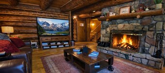 Rustic & Spacious Log Cabin w/Private Hot Tub, Amazing Views, 4 Miles to Ski