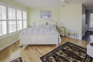 4 Schlafzimmer, Bügeleisen/Bügelbrett, kostenloses WLAN, Bettwäsche