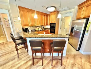 Fridge, microwave, oven, stovetop - Lovely Unit of the Golf Course! 5370PR (Miramar Beach)
