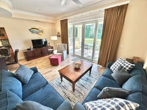 Smart-TV, DVD-Player