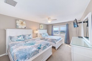 3 bedrooms, iron/ironing board, travel crib, free WiFi