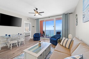 TV - Summer Deals!! Updated Penthouse- Gulf Front! Winter '26 $1800/mo! (Panama City Beach)