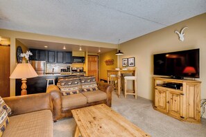 TV, fireplace - Recently Remodeled! TRUE Ski In/Out In The Heart of Breck! TE219 (Breckenridge)