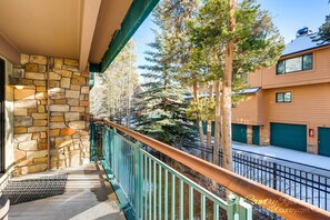 Property grounds - Recently Remodeled! TRUE Ski In/Out In The Heart of Breck! TE219 (Breckenridge)