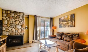 TV, fireplace - Recently Remodeled! TRUE Ski In/Out In The Heart of Breck! TE219 (Breckenridge)
