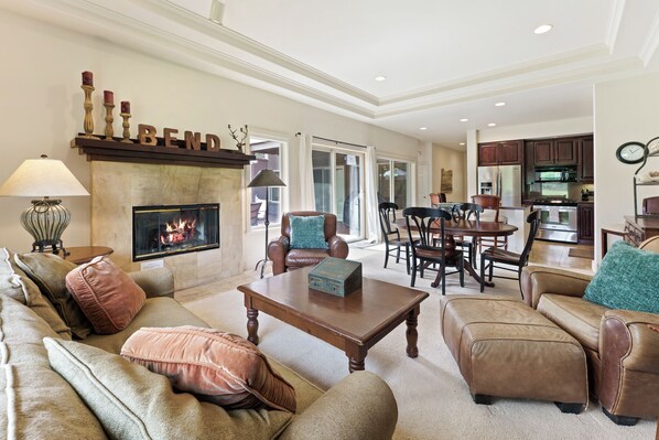 TV, fireplace, DVD player, stereo