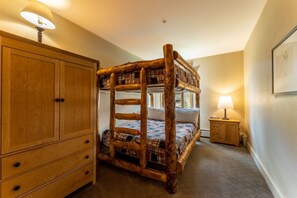 2 bedrooms, iron/ironing board, Internet, bed sheets - River Run Condo w/ Views from Balcony & Short Walk to Gondola, Shops & Dining (Keystone)