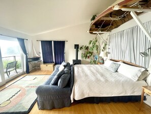 2 bedrooms, free WiFi, bed sheets - Pelican's Nest - Beach & Dog Lover's Paradise! (Trinidad)