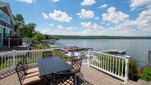 Outdoor dining - Crystal Palace: Prime Keuka Lake Location! (Hammondsport)