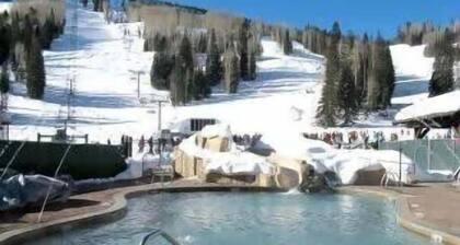 Gorgeous Ski-in/Ski-Out Townhome at Purgatory Resort, Pool/Spa/Workout Included