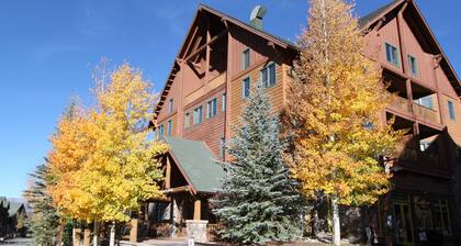 River Run Condo, päivitetty keittiö, king-vuode, näkymät kylälle, ilmainen WIFI