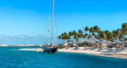 Sunrise Suites Condo with Balcony - Shared Pool, Hot Tub, Tennis, Free Parking