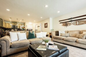 LED-televisio, takka, videopelikonsoli