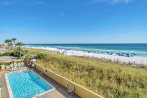 A heated pool - Recently updated 2 bedroom-Beach Front Condo-Sleeps 6-Beach Service Included!! (Fort Walton Beach)