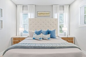 3 slaapkamers, een strijkplank/strijkijzer, internet, beddengoed