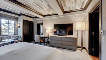 1 Schlafzimmer, Zimmersafe, Schreibtisch, Bügeleisen/Bügelbrett