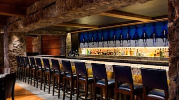 Bar (en la propiedad)