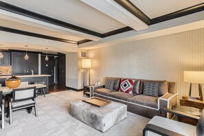 Smart TV, ping pong, video library