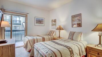 3 bedrooms, WiFi, bed sheets