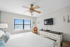 2 bedrooms, iron/ironing board, Internet, bed sheets