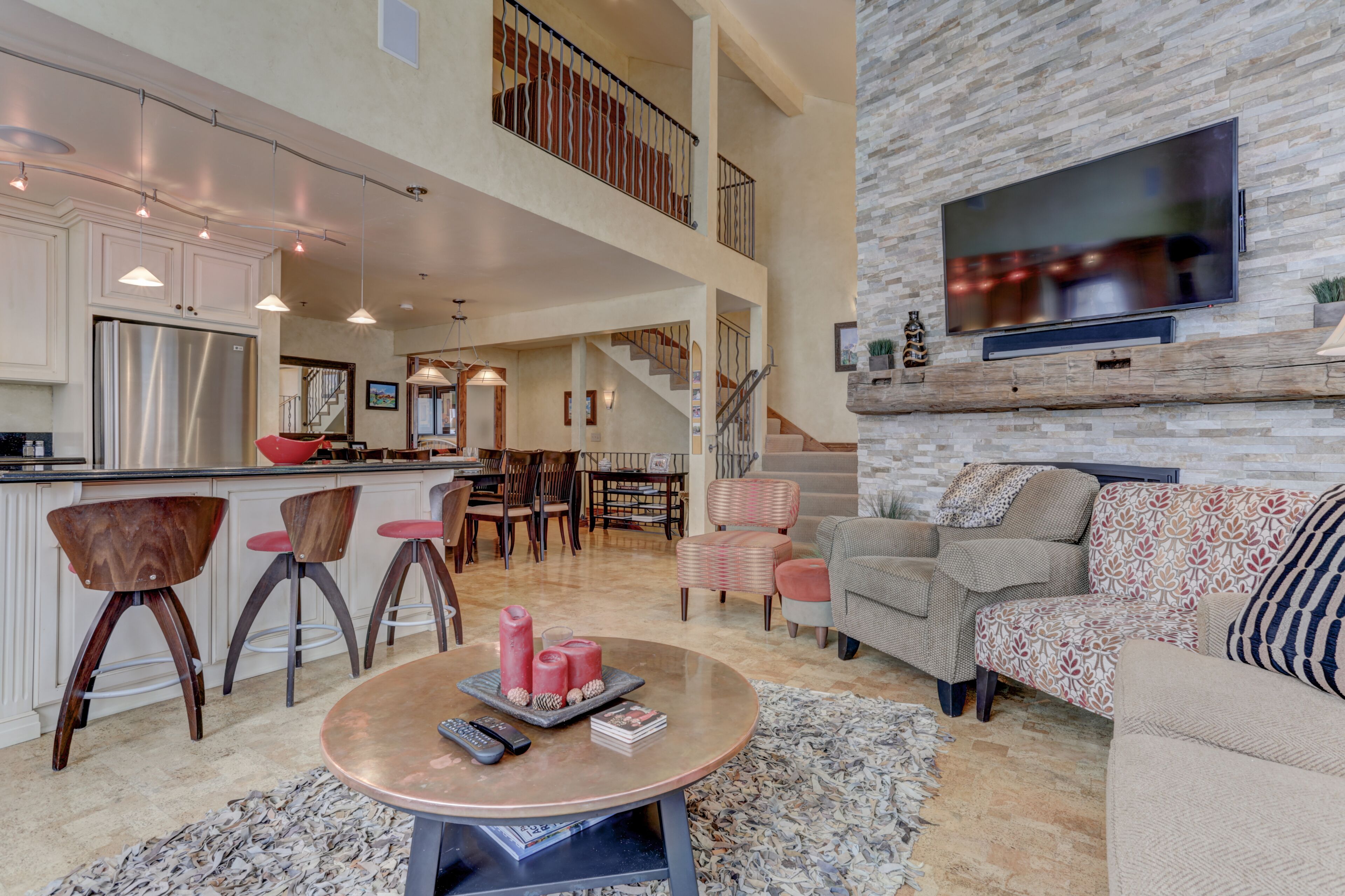 Deer Valley Dreamin' is full of luxury amenities in Silver Lake Village Belle Community!