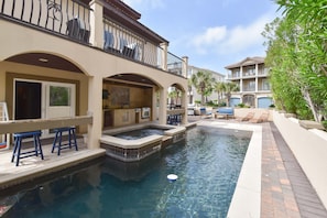 A heated pool - Three-story home w/private pool, hot tub, game room & more in Destin! (Destin)