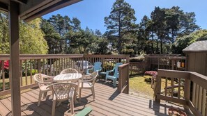 屋外ダイニングエリア