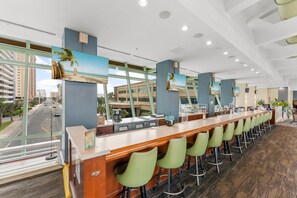 Bar (on property) - AMAZING VIEWS OF THE GULF! PLENTY OF ROOM FOR 8!  Beach service included (Panama City Beach)