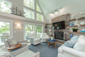Smart TV, fireplace, DVD player - Charming Dog-Friendly Lakefront Chalet w/Dock & HT (Swanton)