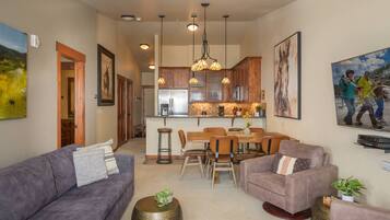 Smart TV, fireplace, DVD player, video library