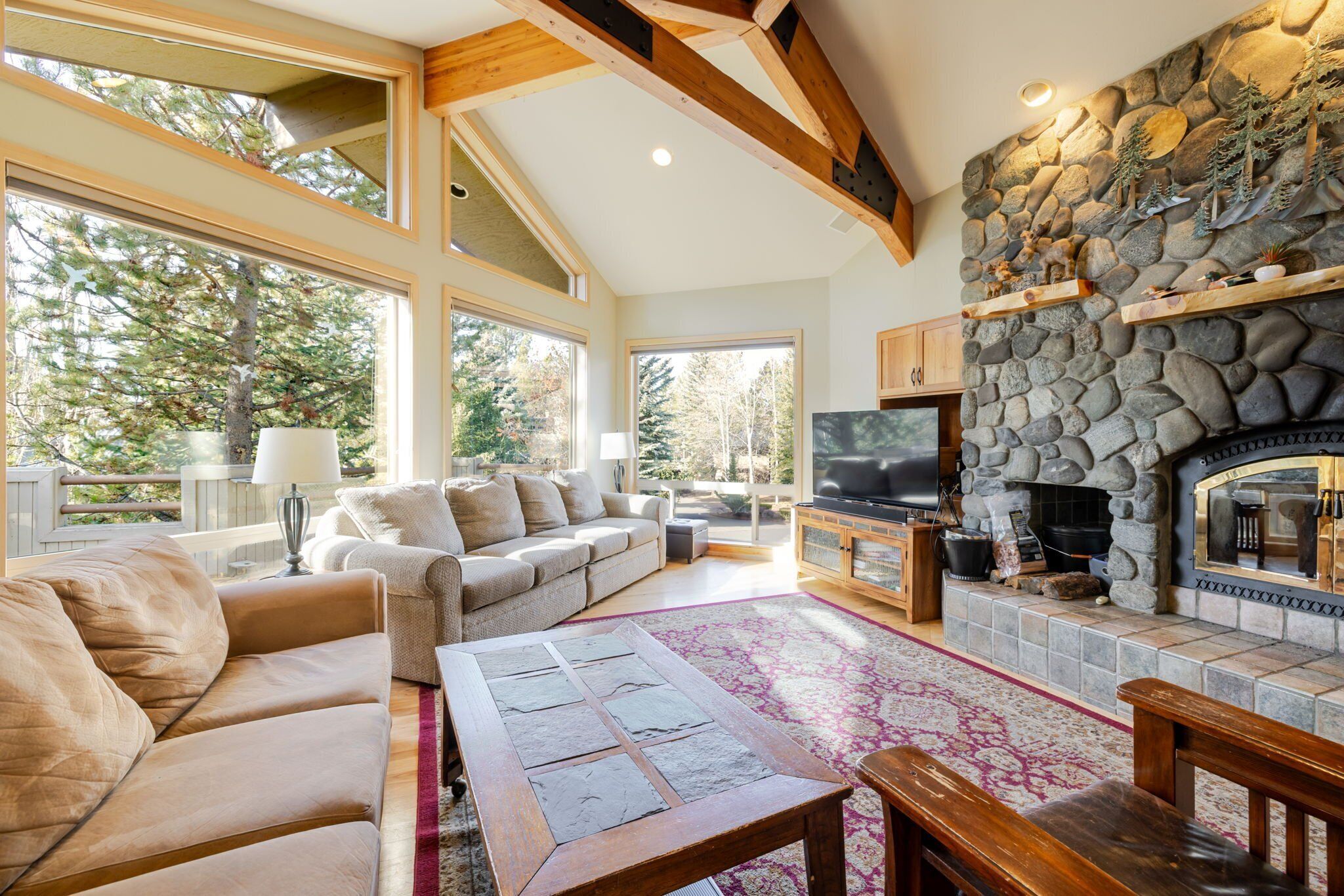 TV, fireplace, DVD player, ping pong