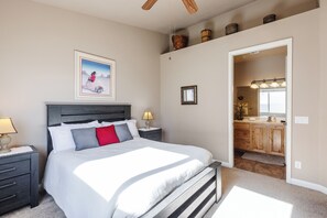 3 Schlafzimmer, Reisekinderbett, kostenloses WLAN, Bettwäsche