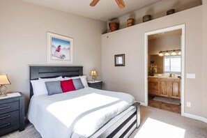 3 chambres, lit parapluie, Wi-Fi gratuit, draps fournis